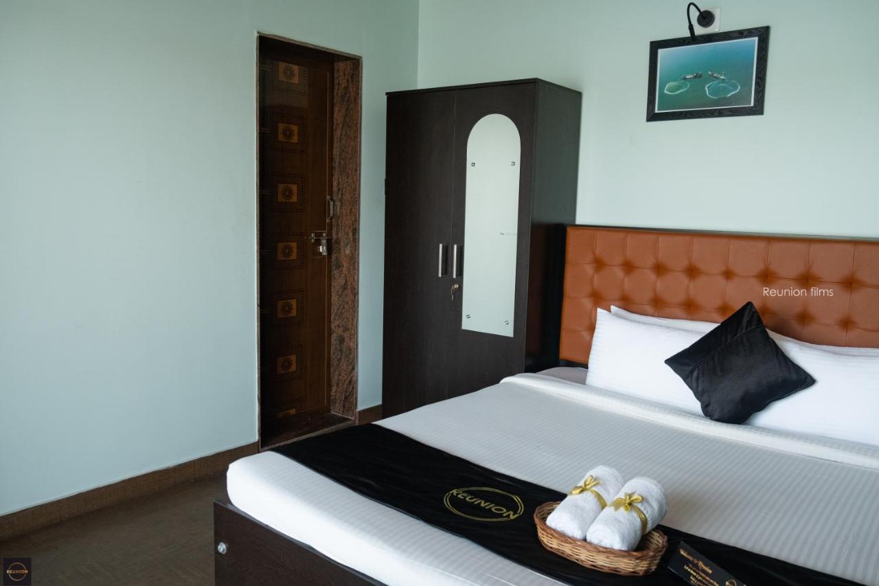 Hotel Reunion Ocean Tides Udupi Exterior foto