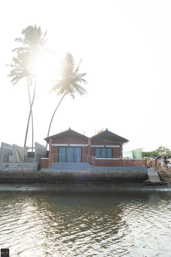 Hotel Reunion Ocean Tides Udupi Exterior foto