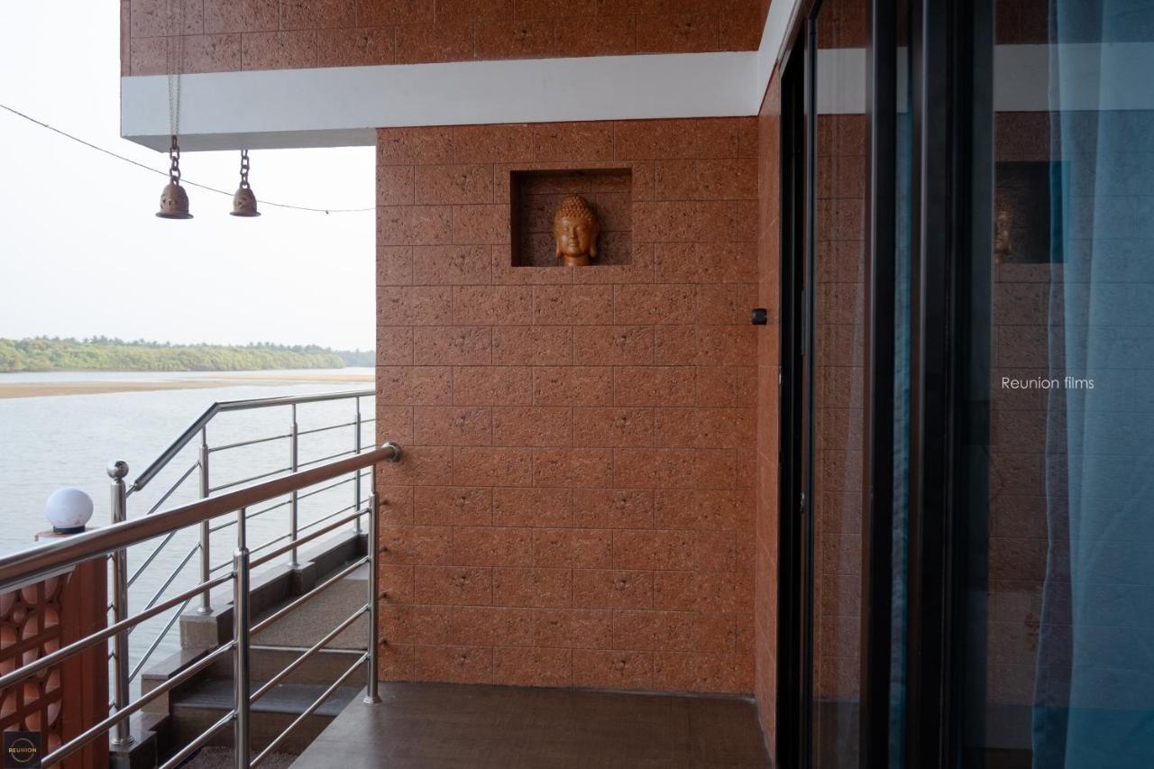Hotel Reunion Ocean Tides Udupi Exterior foto