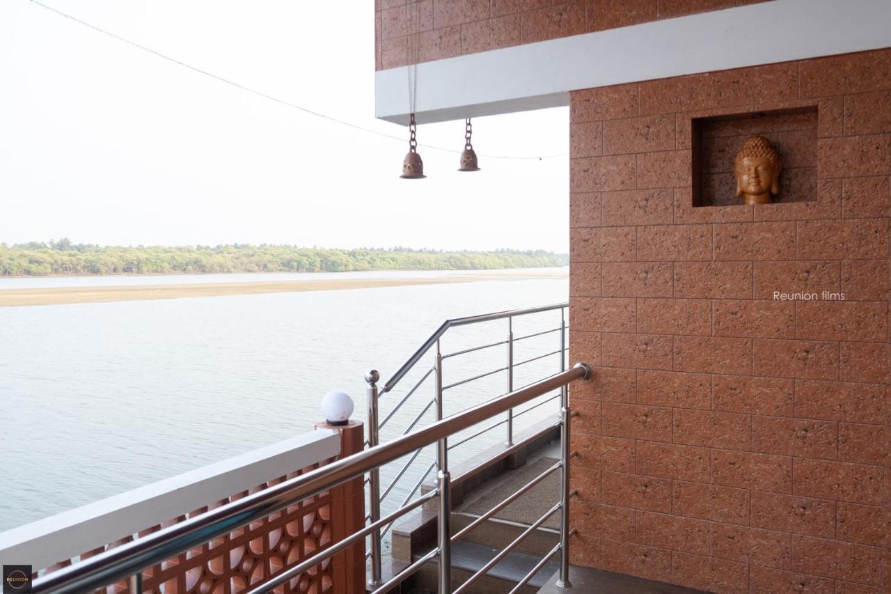 Hotel Reunion Ocean Tides Udupi Exterior foto